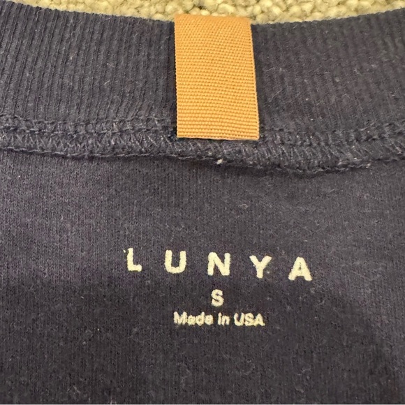 Lunya Restore Long Sleeve Crew Neck Tee Shirt Navy Blue Size Small EUC - Picture 8 of 9